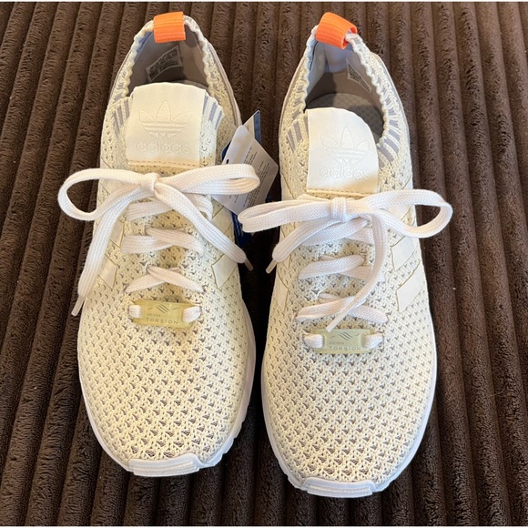 * SOLD * Adidas TORSION with Ortholite Performance Insoles • Women’s 8 • New - Picture 2 of 8